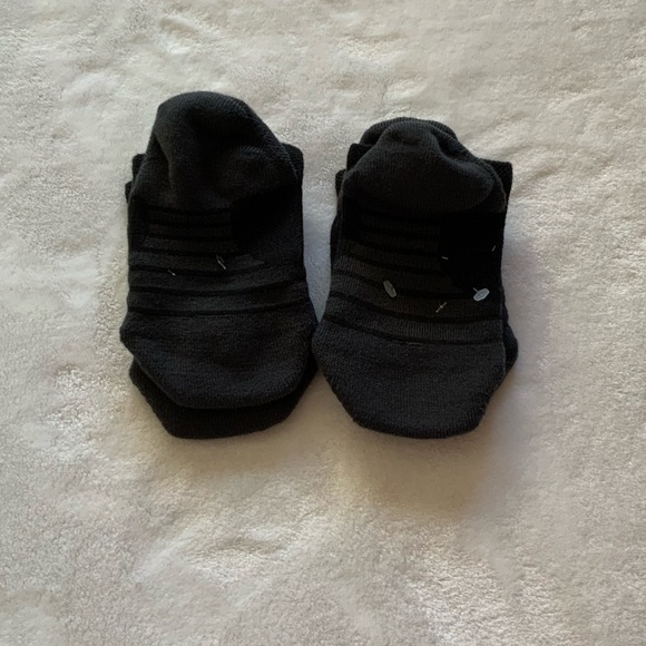 (2) Nike Kids' Dry Cushion No Show Socks - Picture 6 of 7